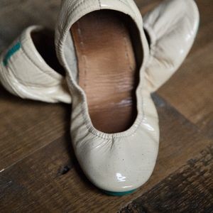 Tieks Biscotti Patent Flat in Women